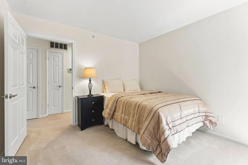 12105 TULLAMORE #402 Timonium, MD 21093