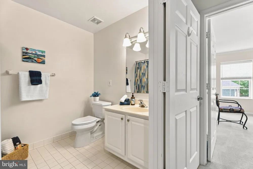12105 TULLAMORE #402 Timonium, MD 21093