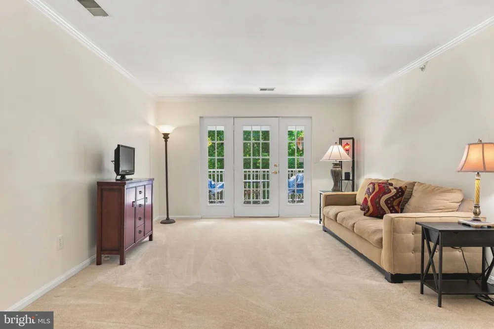 12105 TULLAMORE #402 Timonium, MD 21093