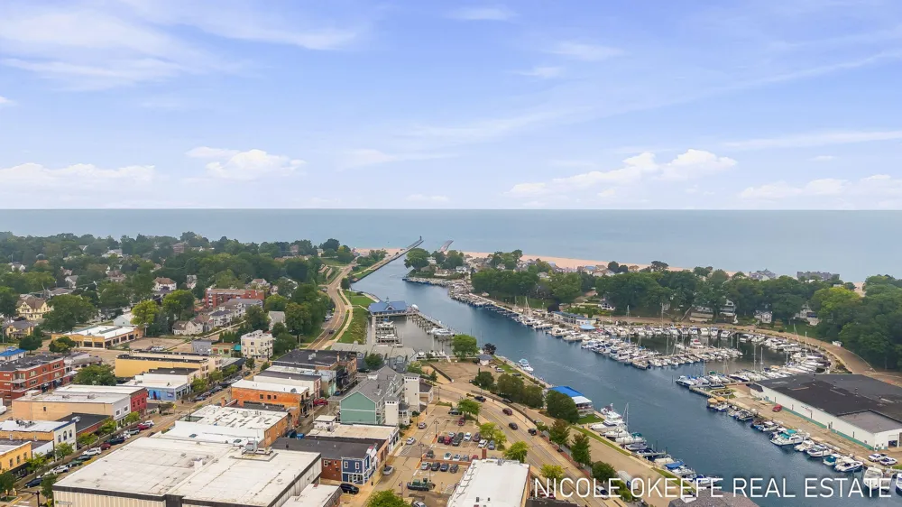 432 River Island Drive South Haven, MI 49090