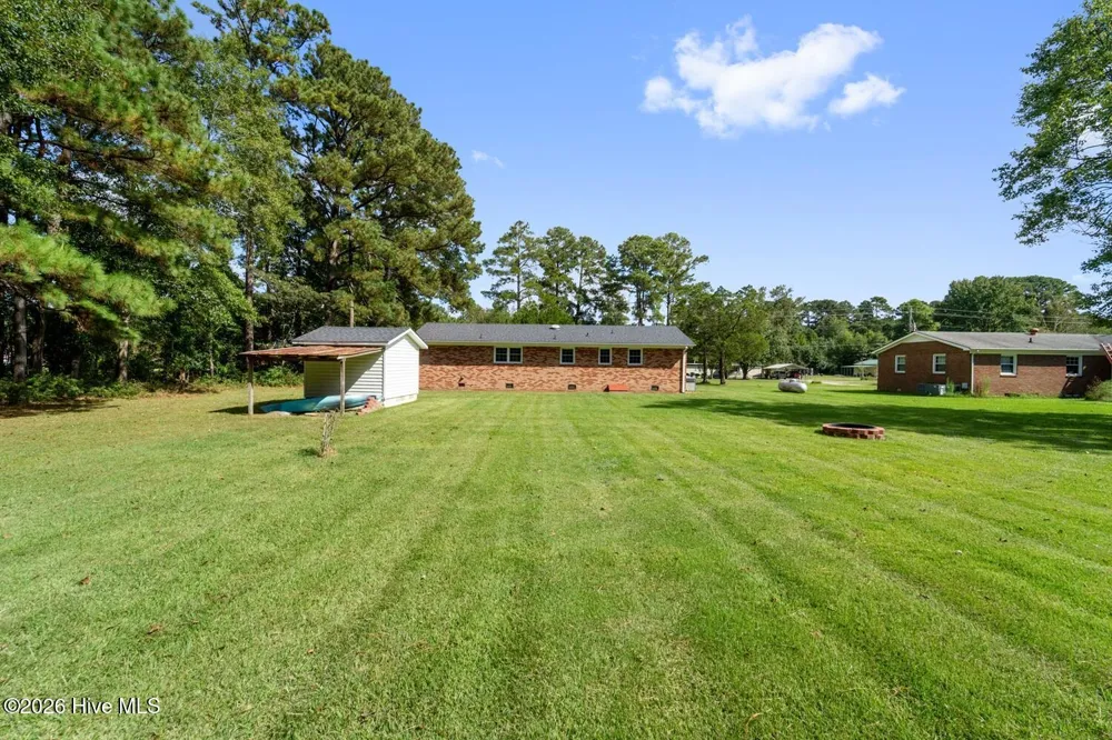 171 Trott Road Richlands, NC 28574