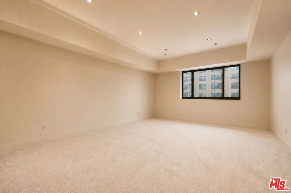 10790 Wilshire Boulevard #1001 Los Angeles, CA 90024