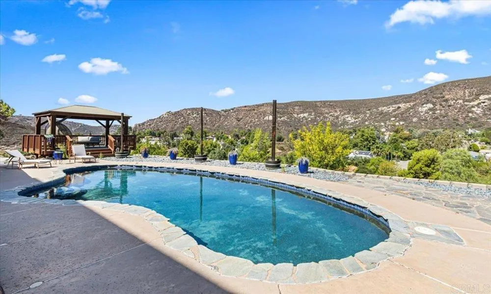 24144 St Helena Court Ramona, CA 92065