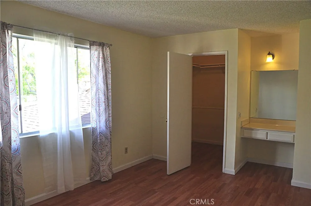1102 W Calle Del Sol Azusa, CA 91702