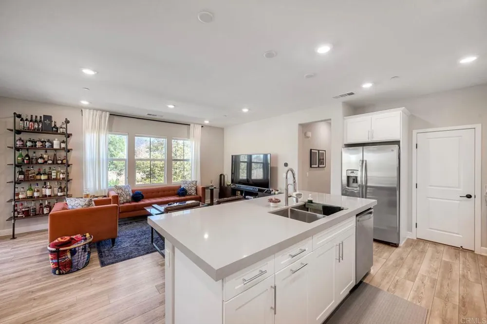 10862 Everly Way San Diego, CA 92129