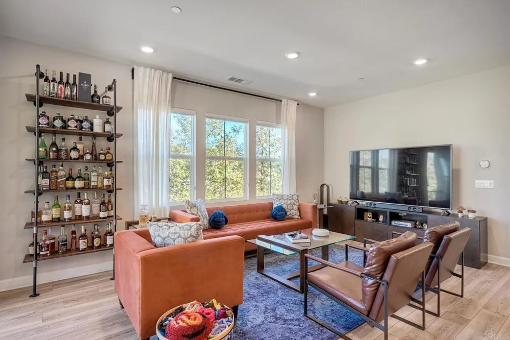 10862 Everly Way San Diego, CA 92129
