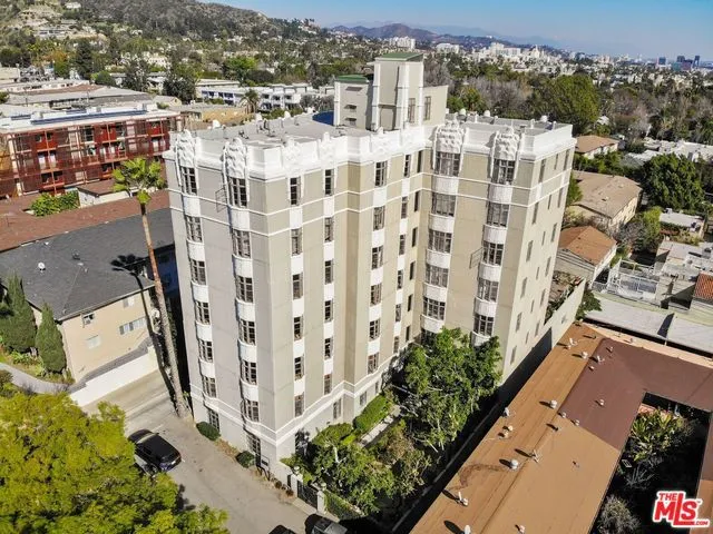 1314 HAYWORTH AVENUE #502 West Hollywood, CA 90046