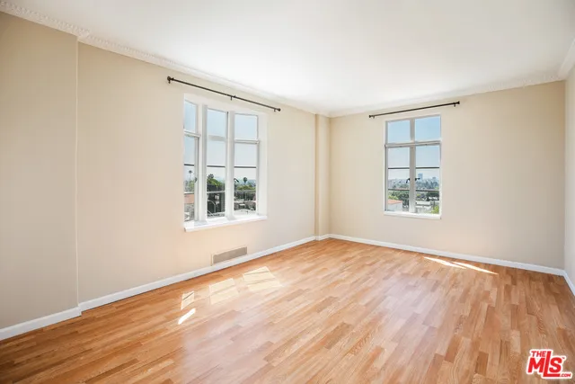 1314 HAYWORTH AVENUE #502 West Hollywood, CA 90046