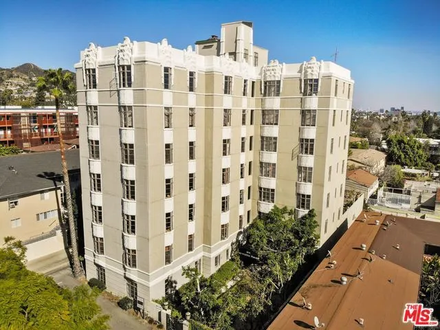 1314 HAYWORTH AVENUE #502 West Hollywood, CA 90046