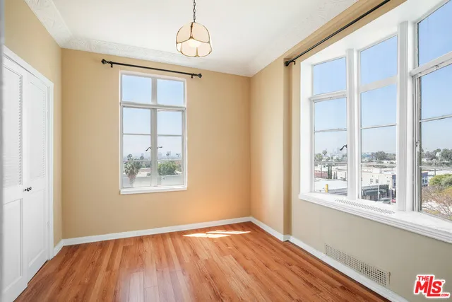 1314 HAYWORTH AVENUE #502 West Hollywood, CA 90046