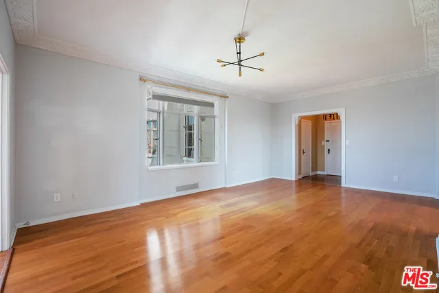 1314 HAYWORTH AVENUE #502 West Hollywood, CA 90046