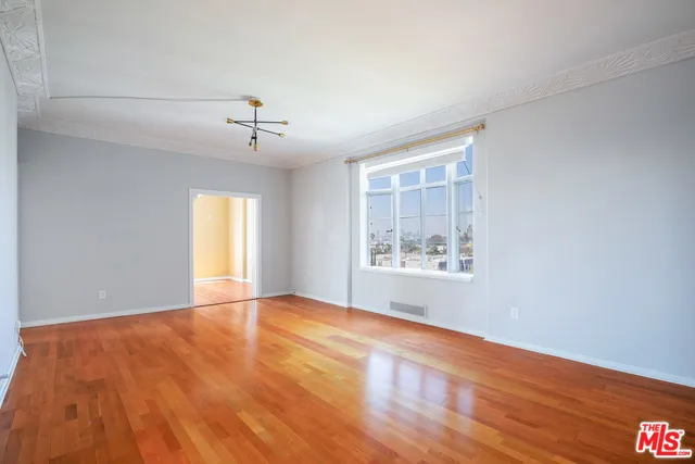 1314 HAYWORTH AVENUE #502 West Hollywood, CA 90046