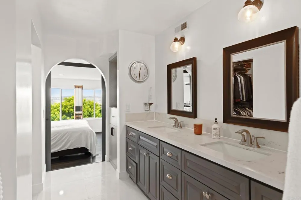 1414 Franciscan Way San Diego, CA 92116