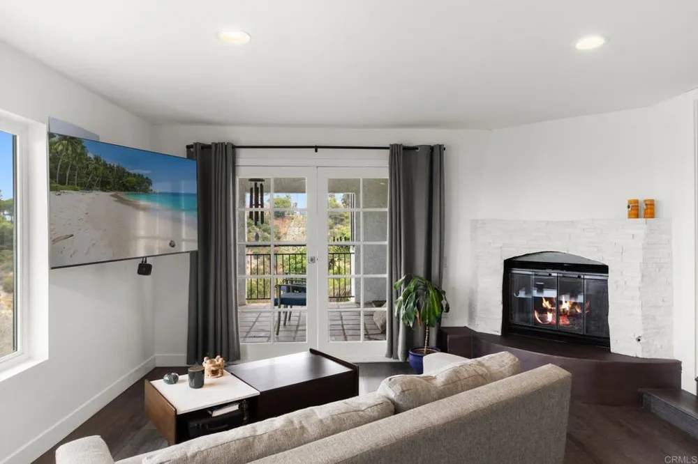 1414 Franciscan Way San Diego, CA 92116