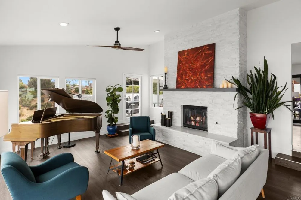 1414 Franciscan Way San Diego, CA 92116