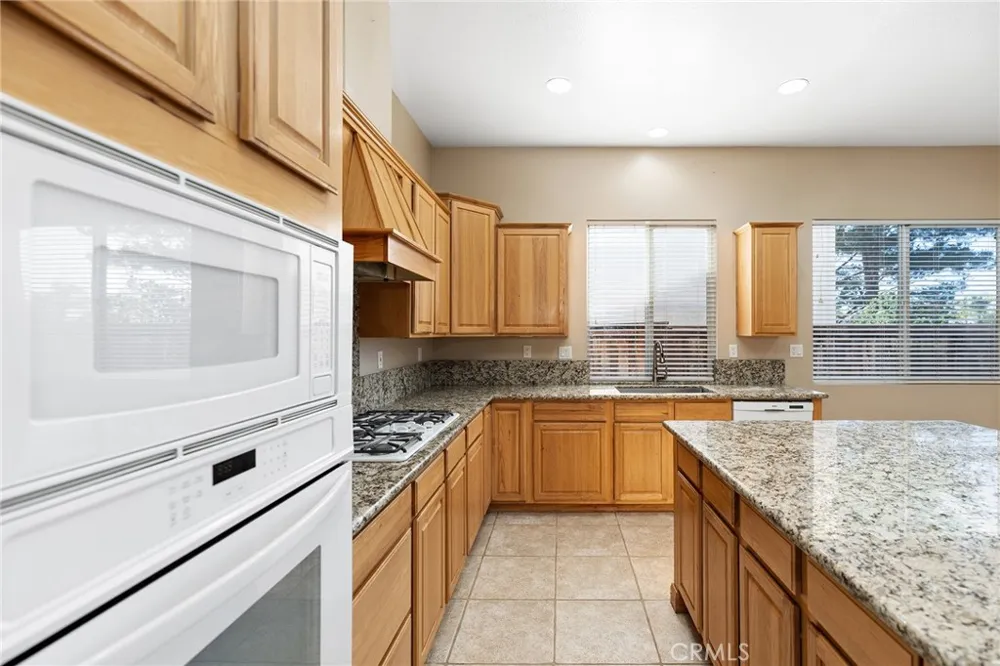 43831 Carentan Temecula, CA 92592