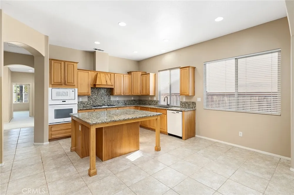 43831 Carentan Temecula, CA 92592