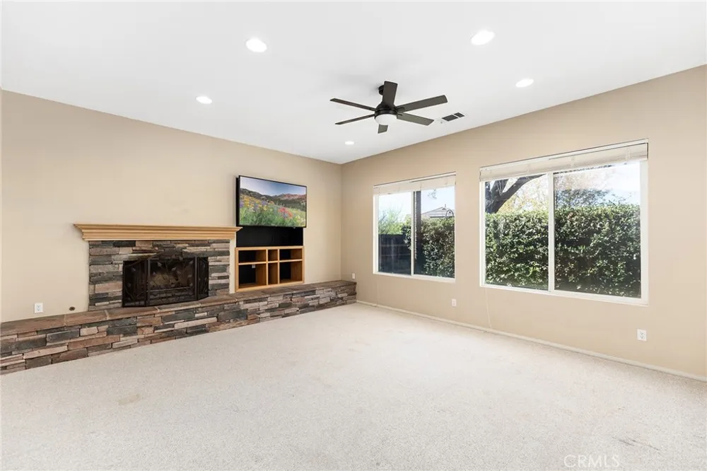 43831 Carentan Temecula, CA 92592