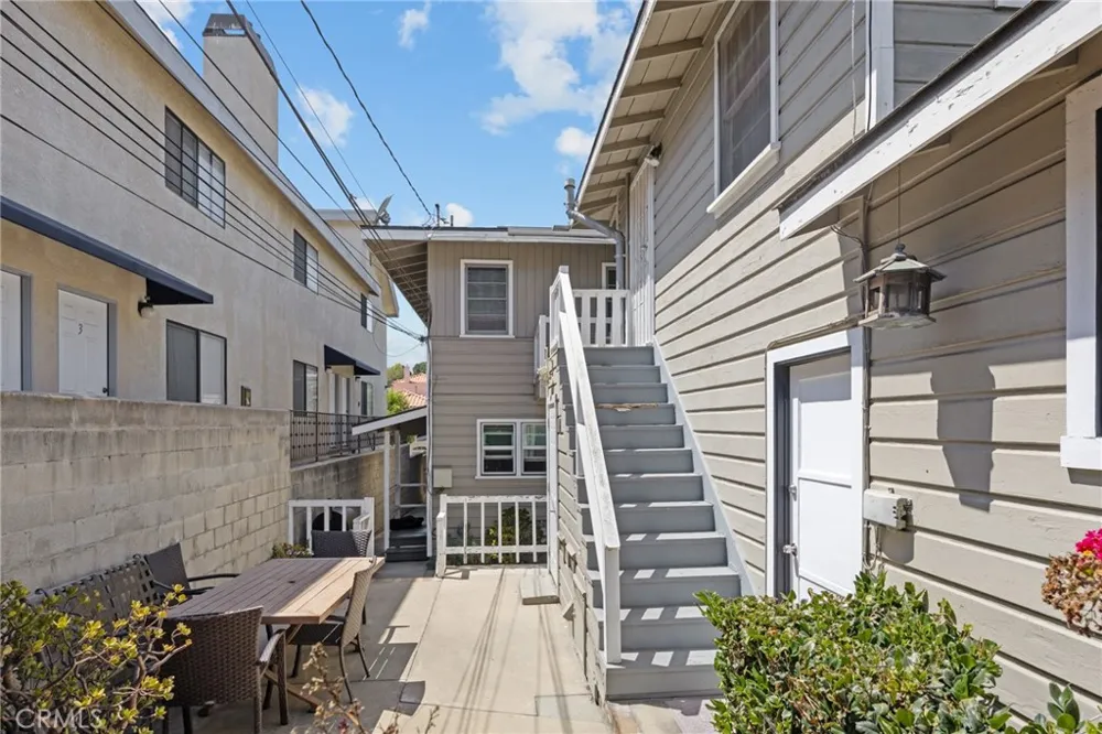 144 Whiting El Segundo, CA 90245