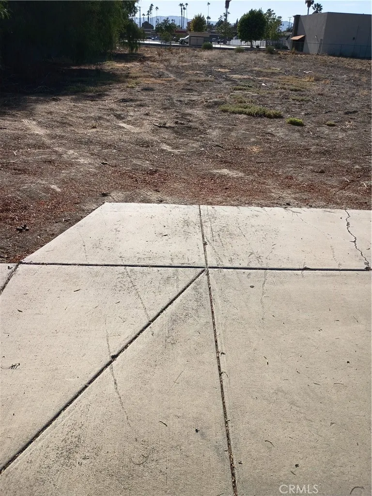 APN #437-240-025 San Jacinto, CA 92583