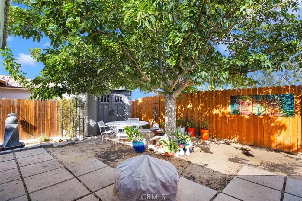 8951 Avocado Hesperia, CA 92345