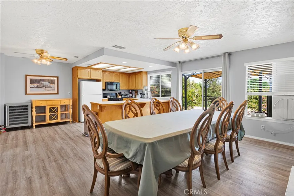 8951 Avocado Hesperia, CA 92345