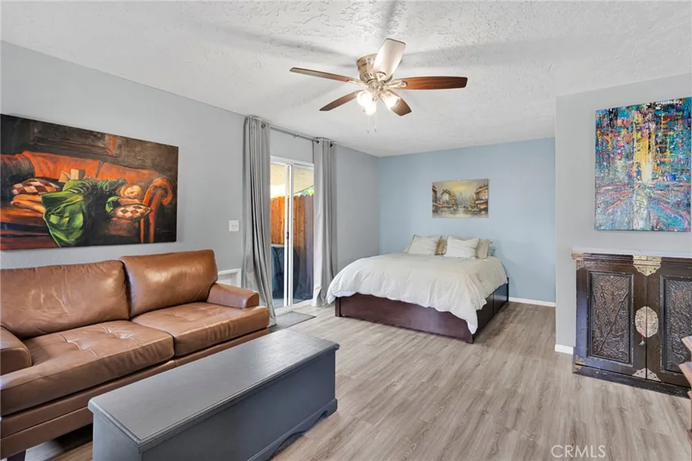 8951 Avocado Hesperia, CA 92345