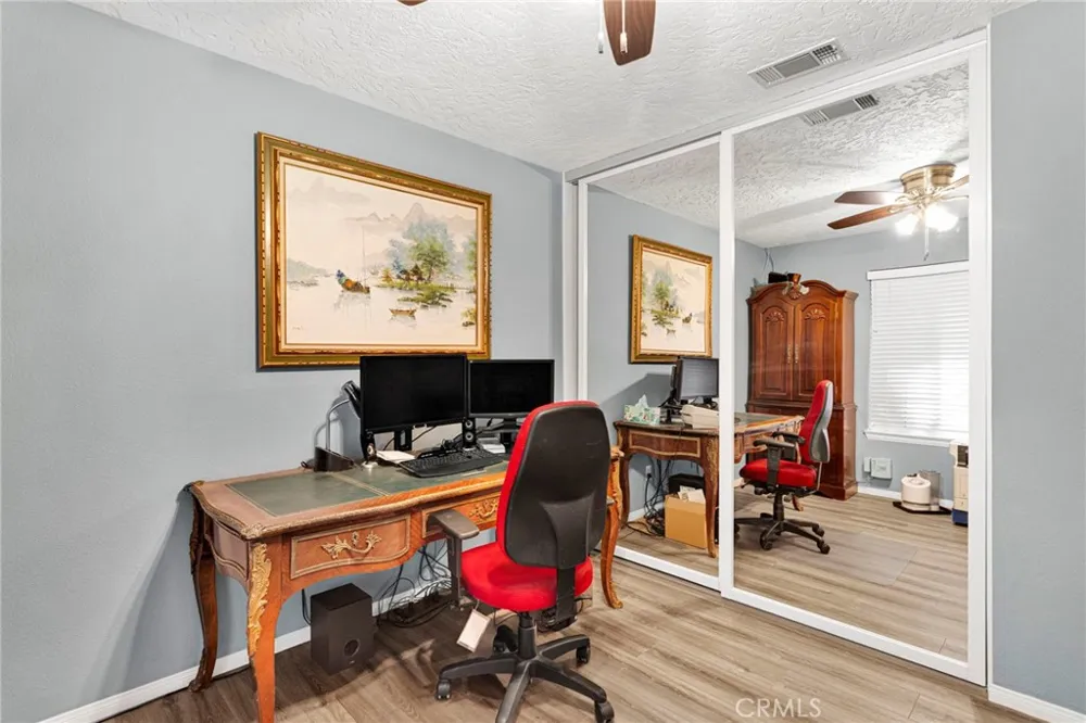 8951 Avocado Hesperia, CA 92345