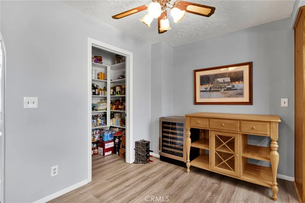 8951 Avocado Hesperia, CA 92345