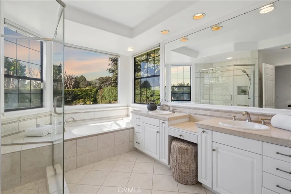 108 Ocean Vista Newport Beach, CA 92660