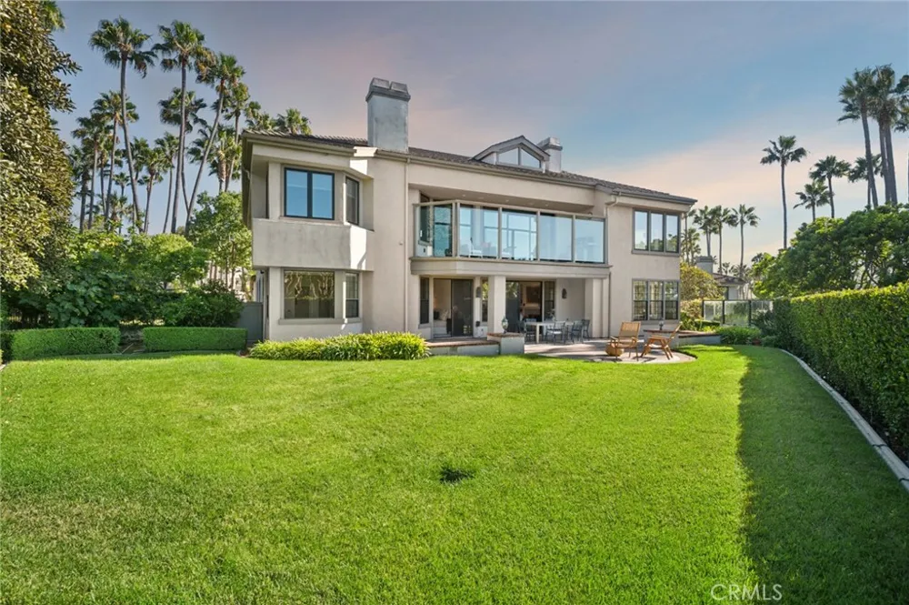 108 Ocean Vista Newport Beach, CA 92660