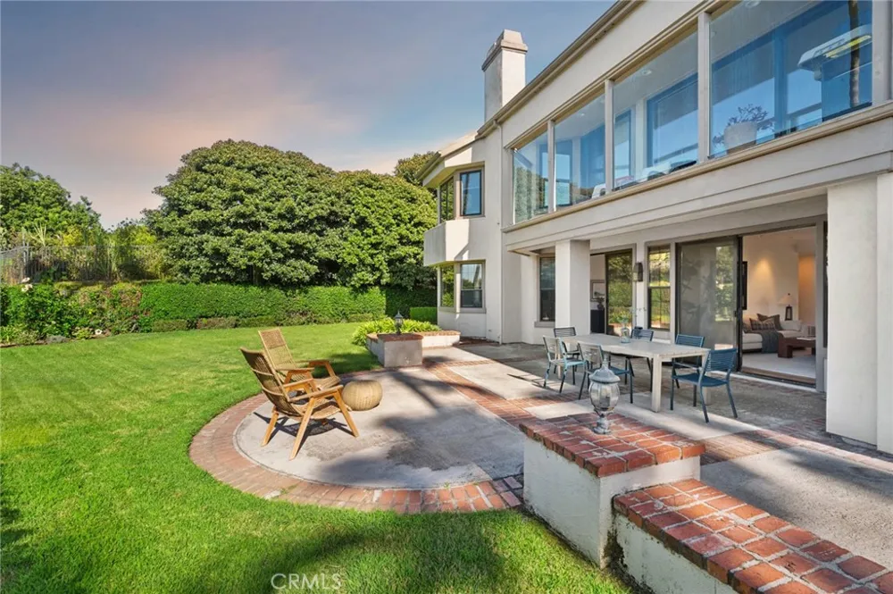 108 Ocean Vista Newport Beach, CA 92660