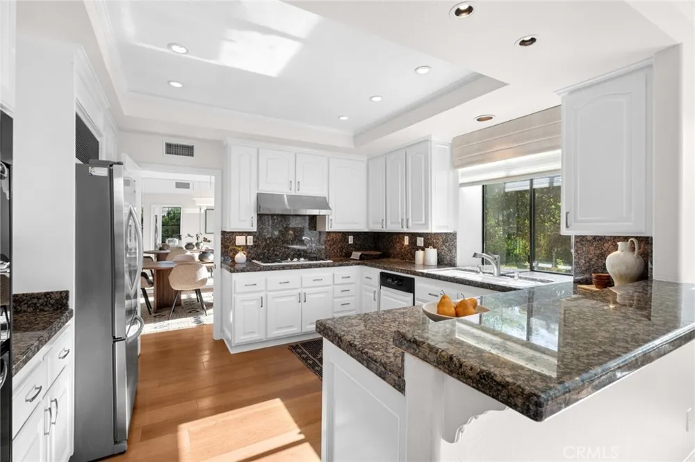 108 Ocean Vista Newport Beach, CA 92660