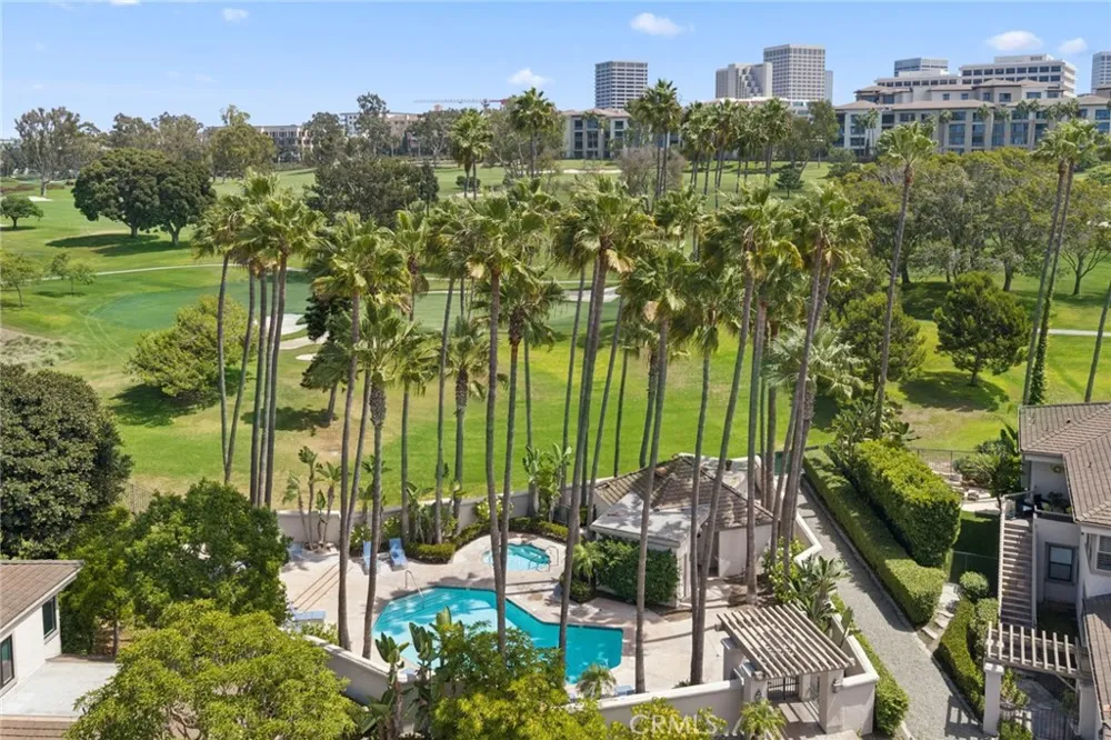 108 Ocean Vista Newport Beach, CA 92660