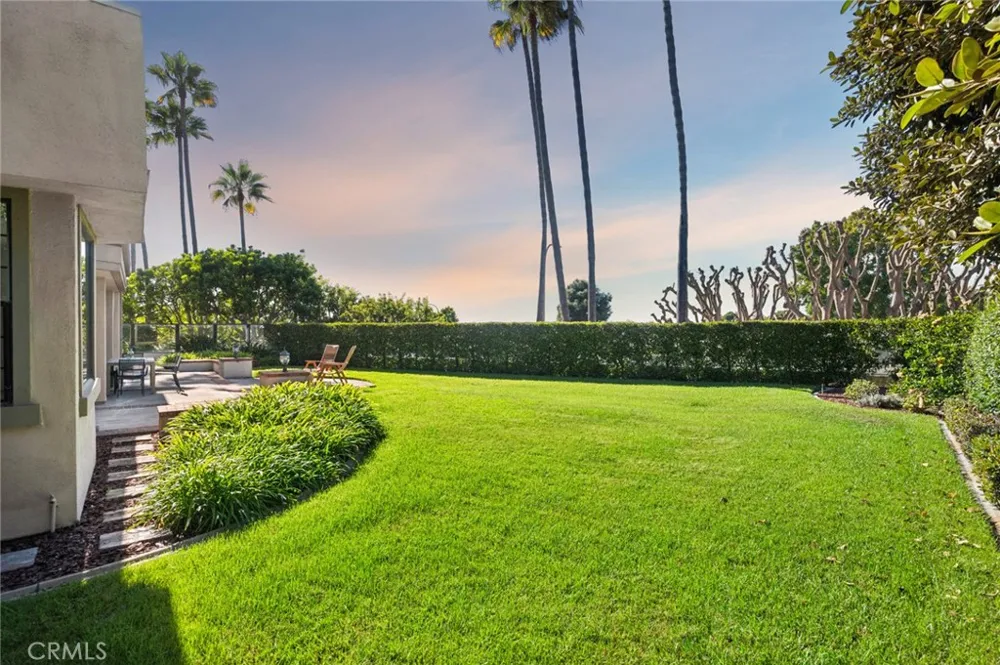 108 Ocean Vista Newport Beach, CA 92660