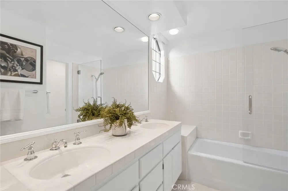 108 Ocean Vista Newport Beach, CA 92660