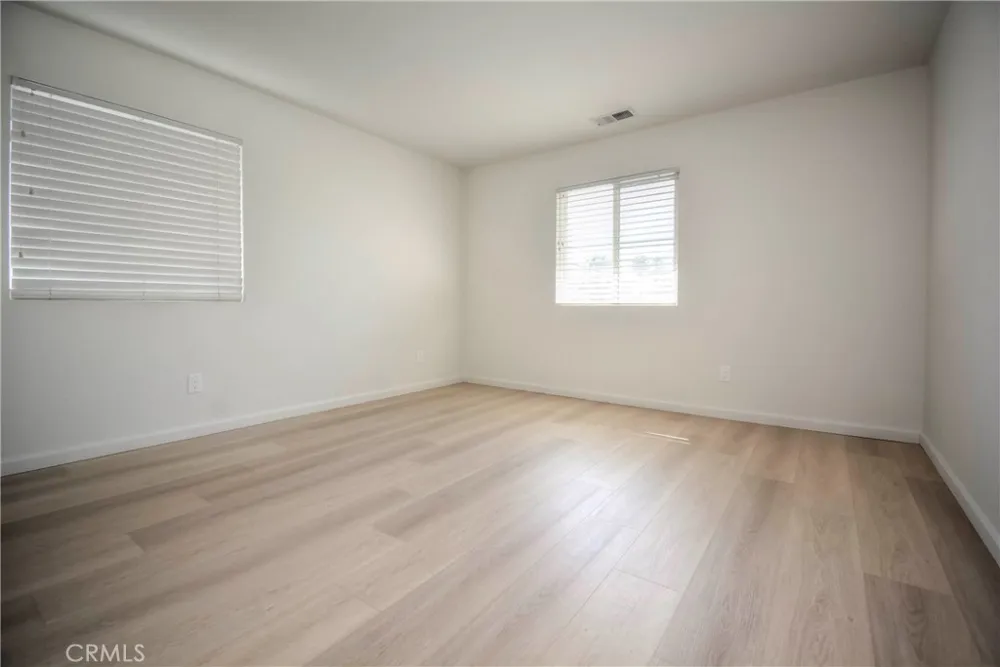 6184 Medinah Fontana, CA 92336