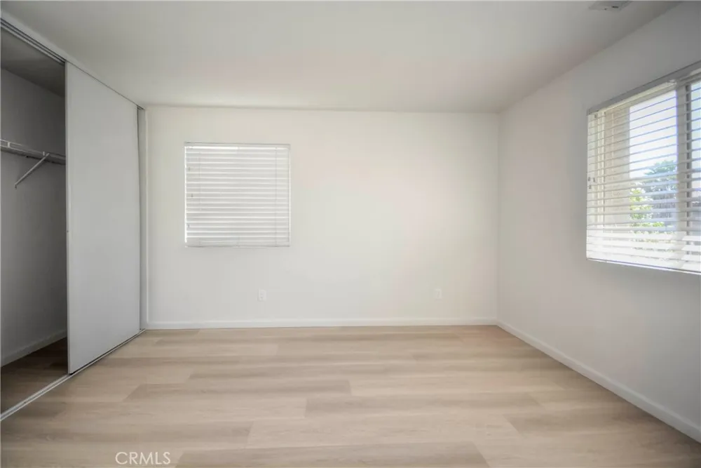 6184 Medinah Fontana, CA 92336