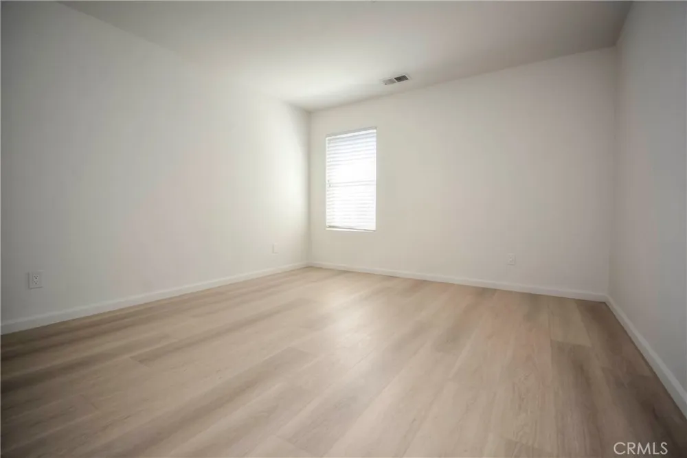 6184 Medinah Fontana, CA 92336