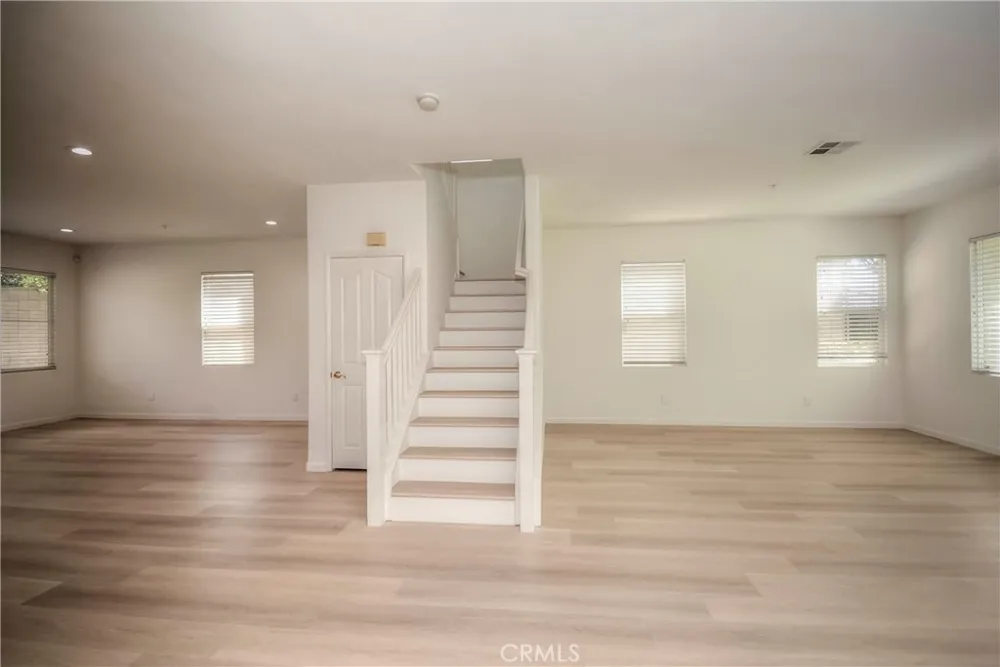 6184 Medinah Fontana, CA 92336