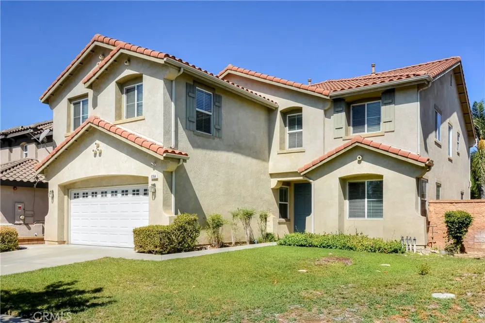 6184 Medinah Fontana, CA 92336