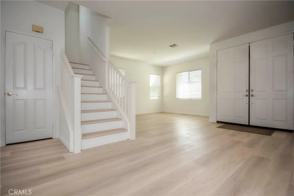 6184 Medinah Fontana, CA 92336