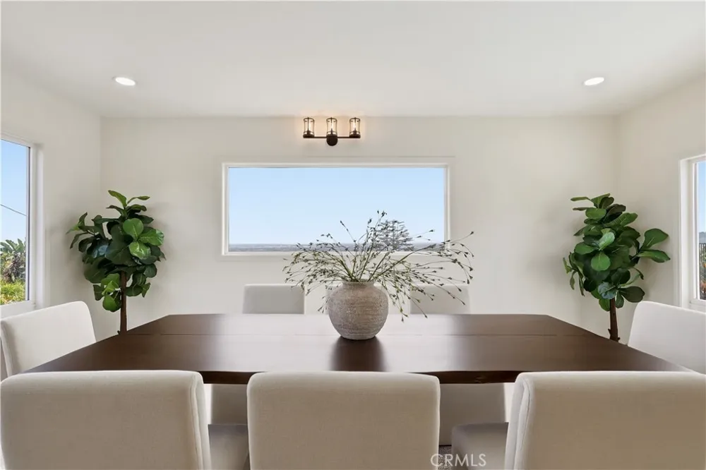 5123 Willow Wood Rolling Hills Estates, CA 90274