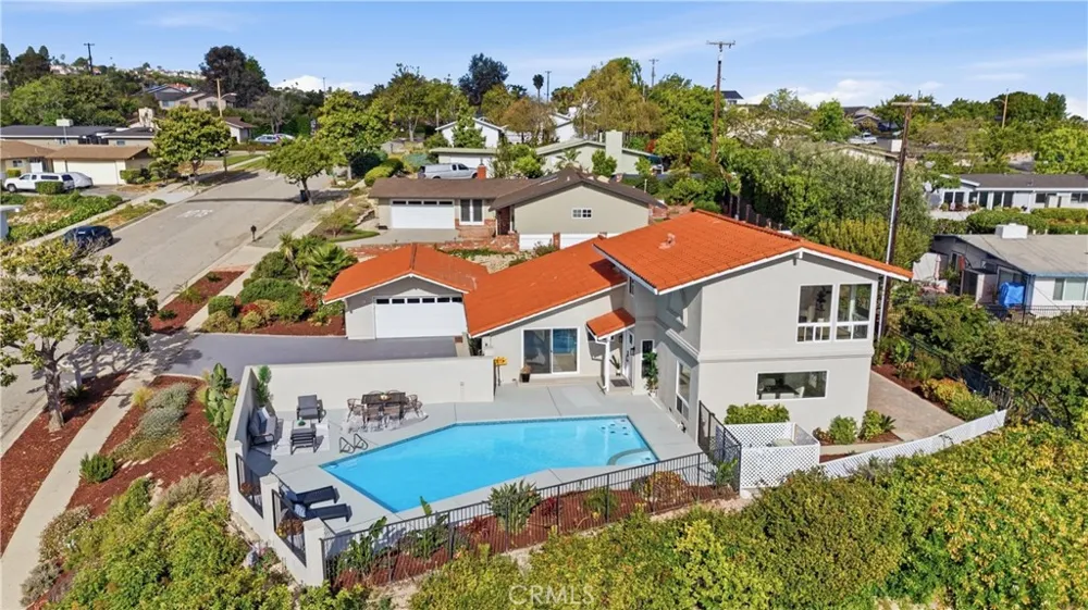 5123 Willow Wood Rolling Hills Estates, CA 90274