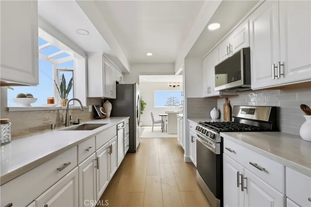 5123 Willow Wood Rolling Hills Estates, CA 90274