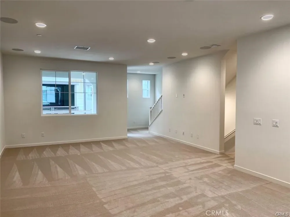 336 Vintage Way Tustin, CA 92780