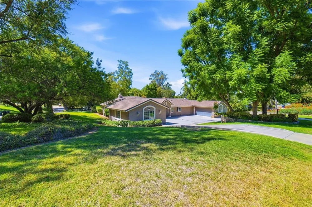 7455 Jola Riverside, CA 92506