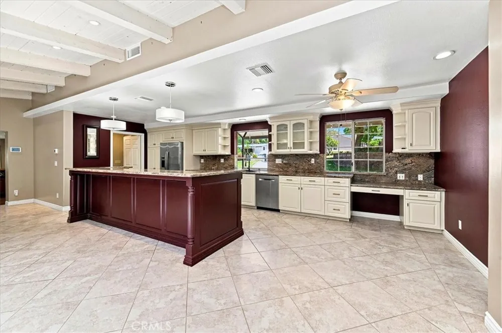 7455 Jola Riverside, CA 92506