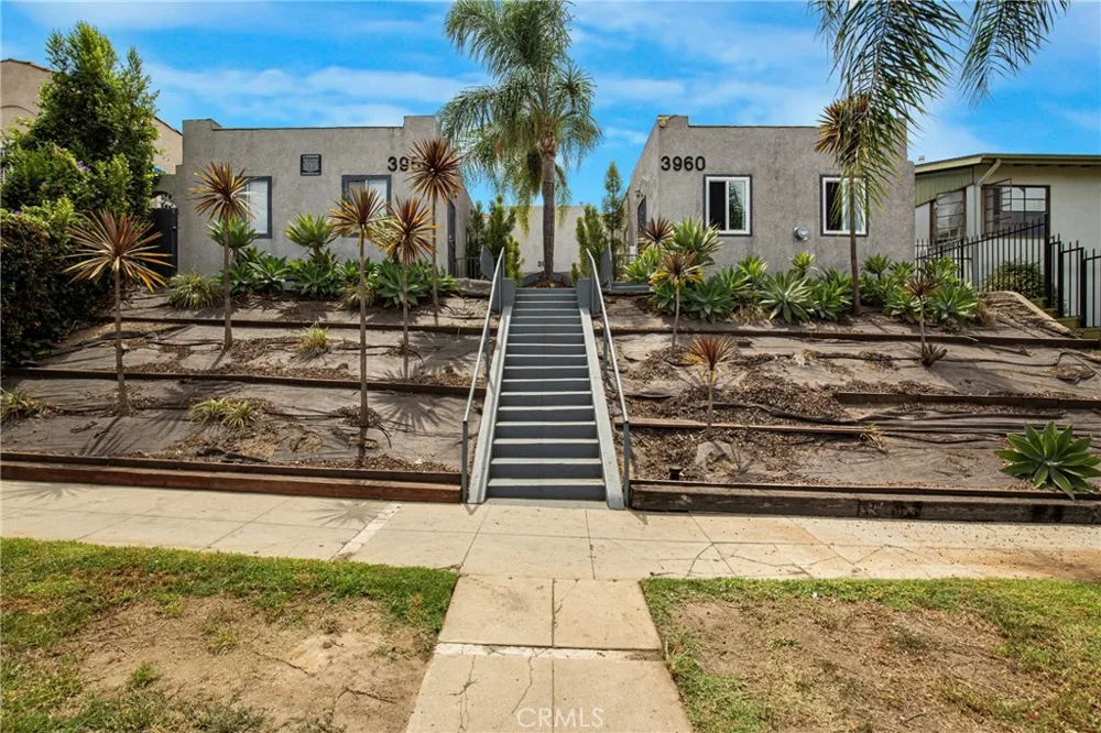 3956 W 27th Street Los Angeles, CA 90018