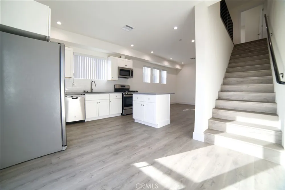 4559 Pickford St Street #4559 1/2 Los Angeles, CA 90019